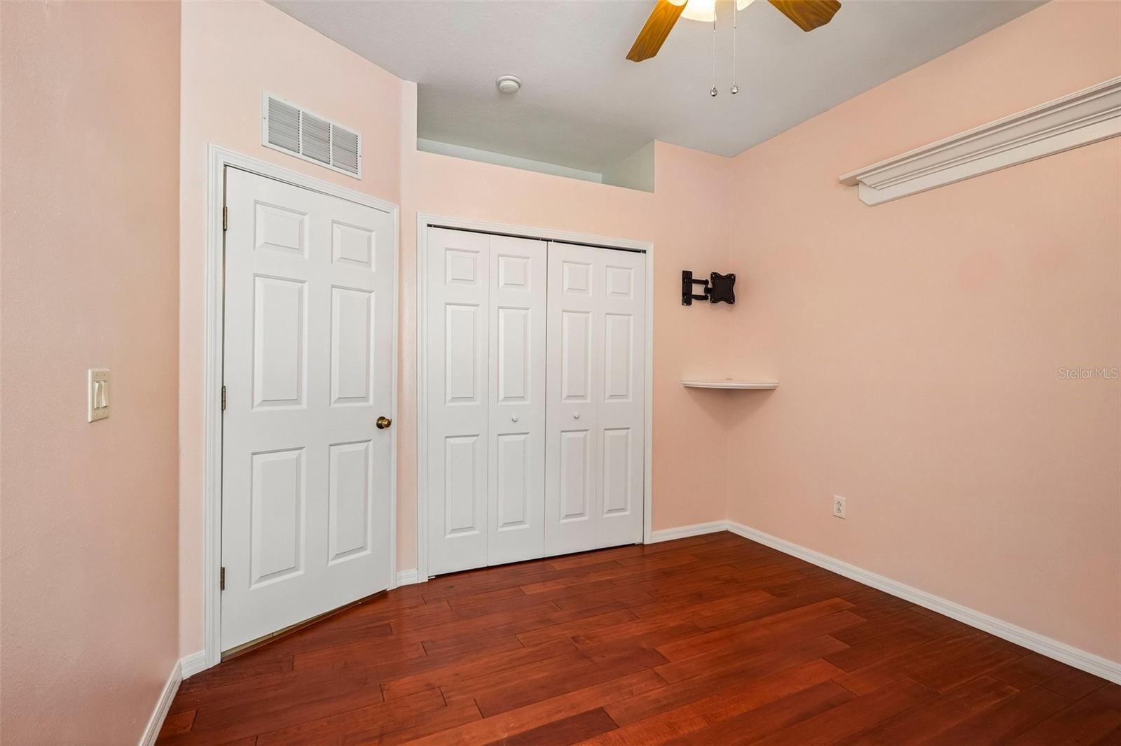 SUNCOAST MEADOWS - INCREMENT - Residential
