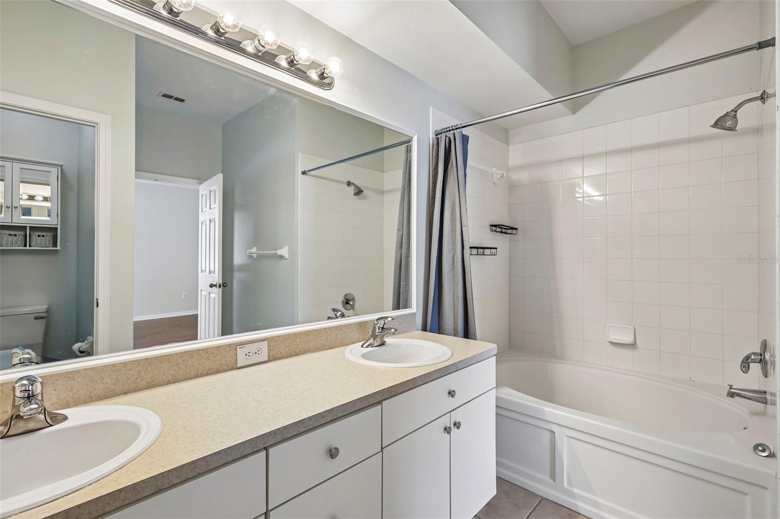 SUNCOAST MEADOWS - INCREMENT - Residential