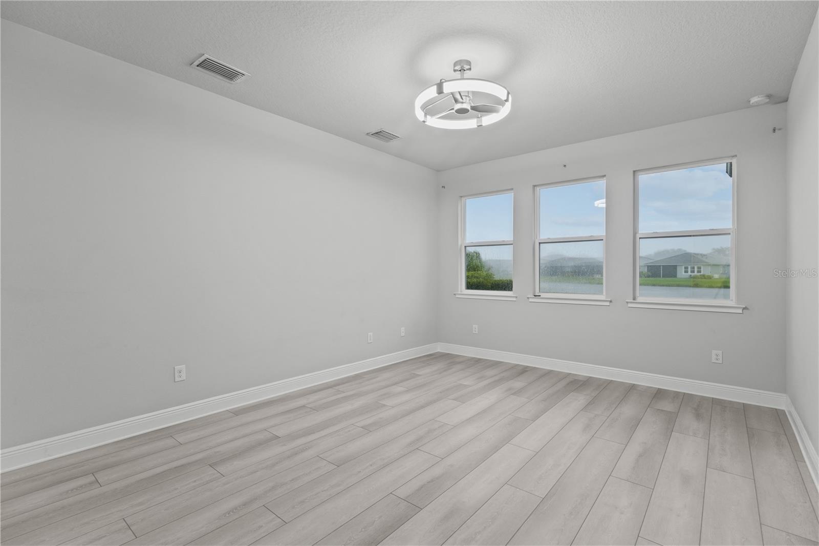 SUNRISE PRESERVE - Residential