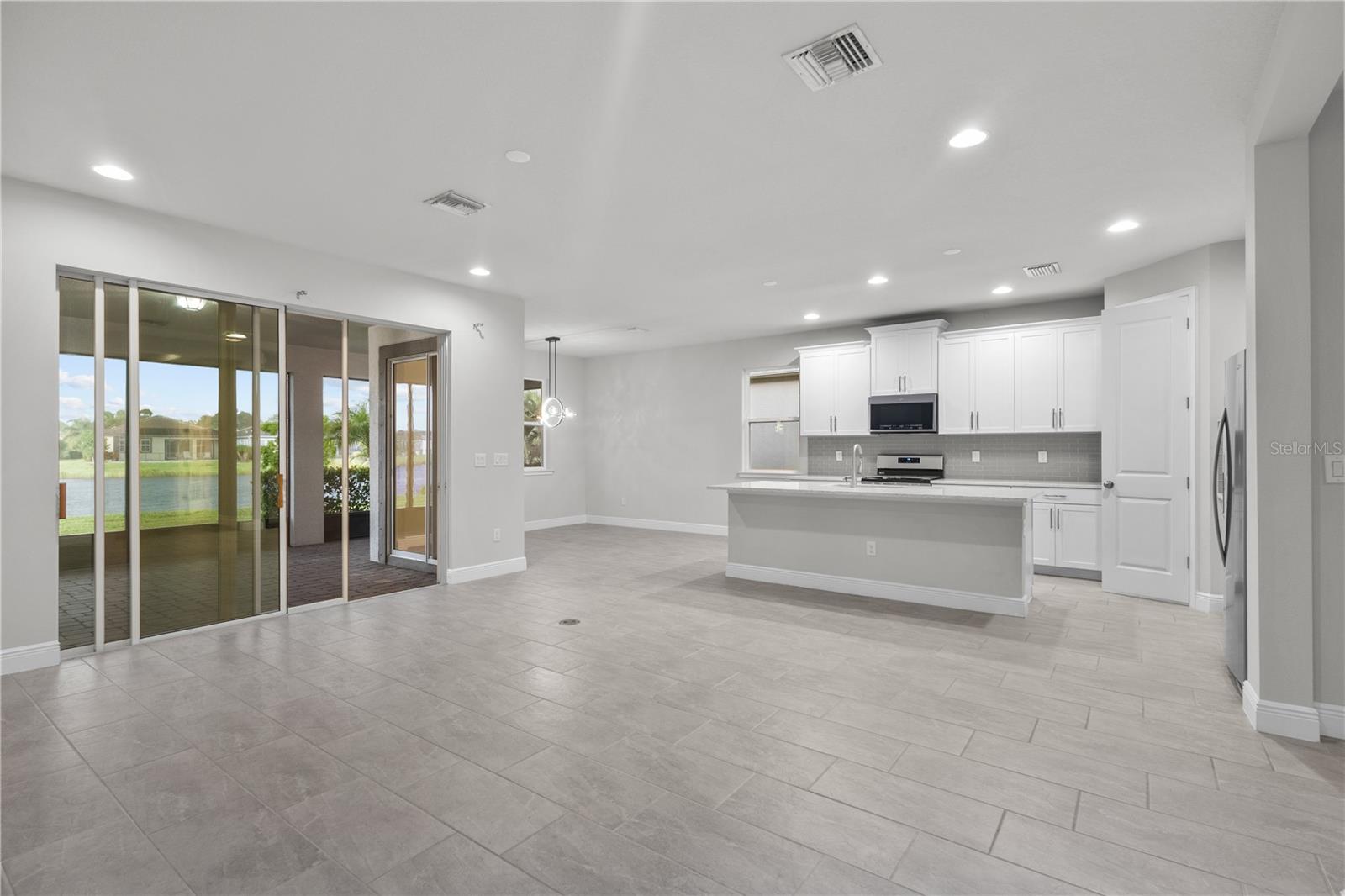SUNRISE PRESERVE - Residential