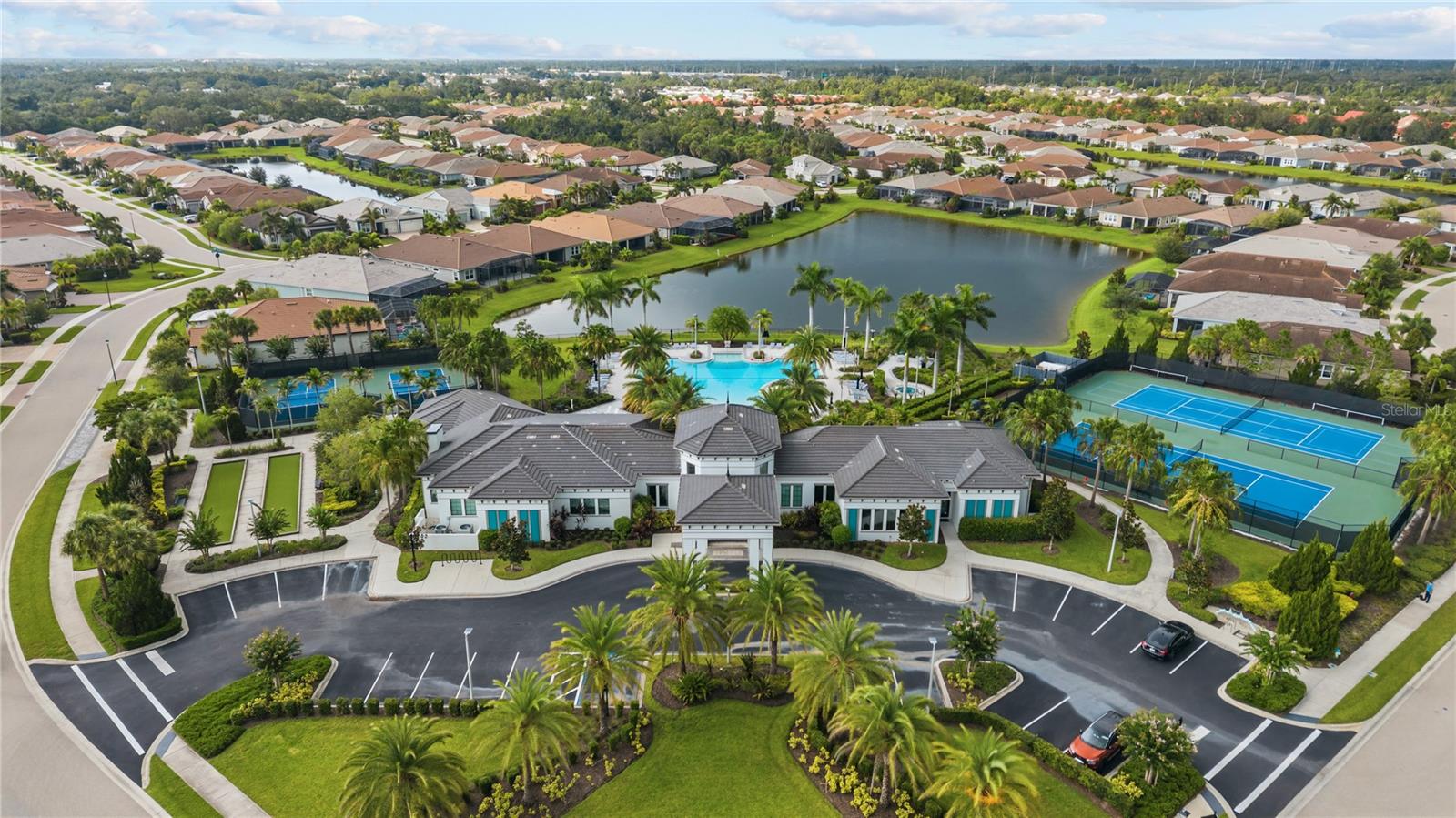 SUNRISE PRESERVE - Residential