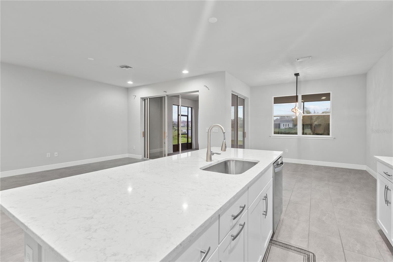 SUNRISE PRESERVE - Residential