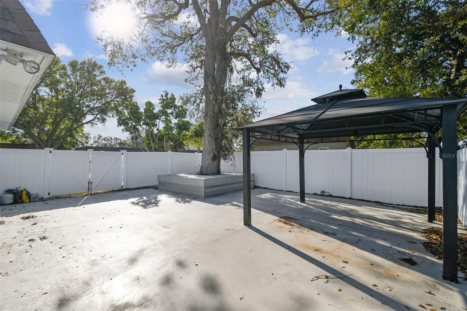 WESTWOOD VILLAGE - Residential Lease