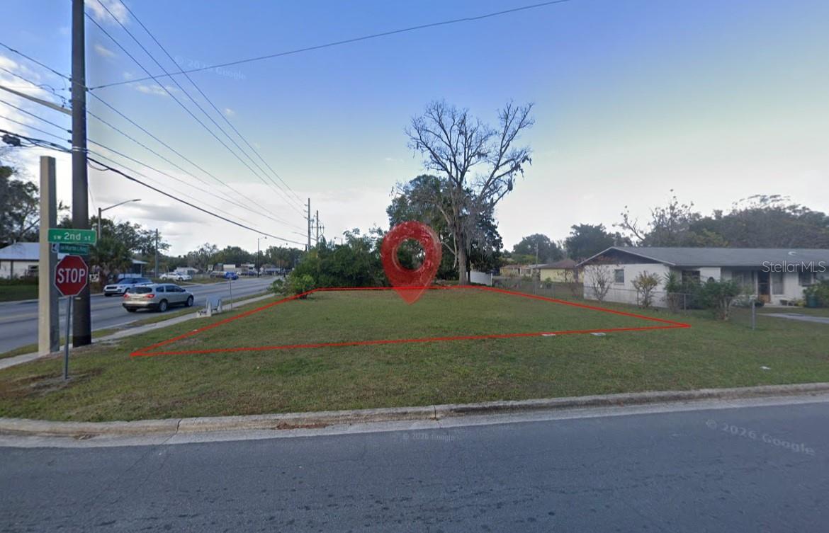 Build your dream home on this desirable corner lot in Ocala! Zoned R2, this property offers great potential for a single-family home or investment opportunity. Conveniently located near shopping, dining, schools, and outdoor recreation. Just a short drive to Downtown Ocala, Silver Springs State Park, and the World Equestrian Center. Enjoy easy access to major roads while still having the peaceful feel of a growing residential area. Don’t miss your chance to own a well-positioned lot in one of Central Florida’s fastest-growing markets!