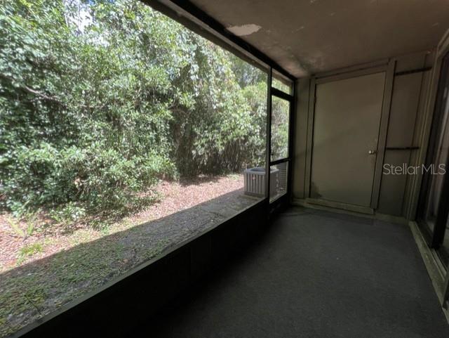 WOODSIDE VILLAS - Residential Lease