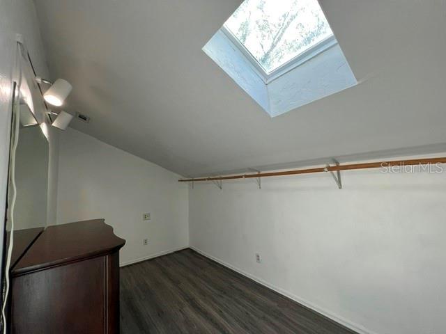 WOODSIDE VILLAS - Residential Lease