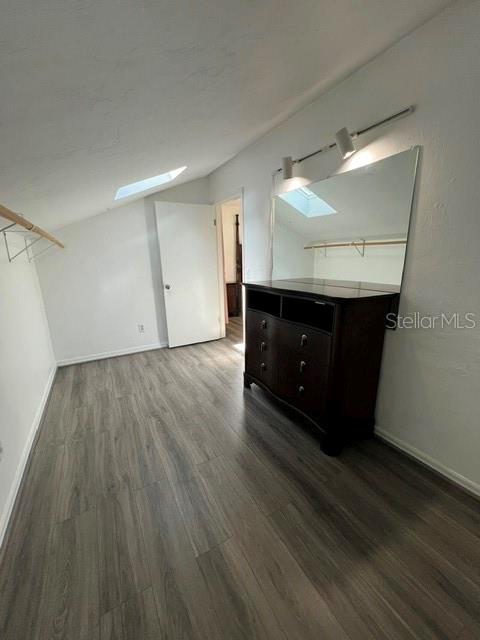 WOODSIDE VILLAS - Residential Lease