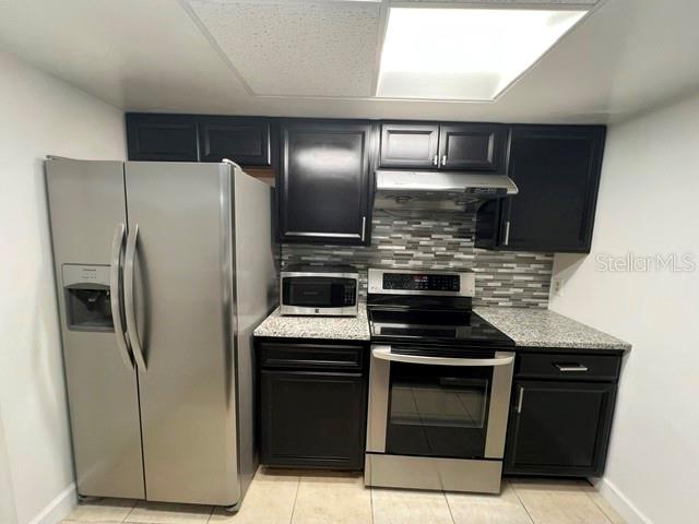 WOODSIDE VILLAS - Residential Lease
