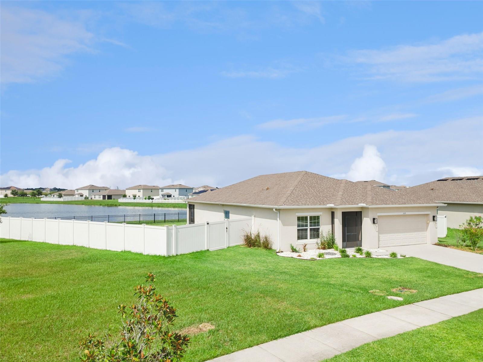 STEPPING STONE POD A PH 1 - Residential