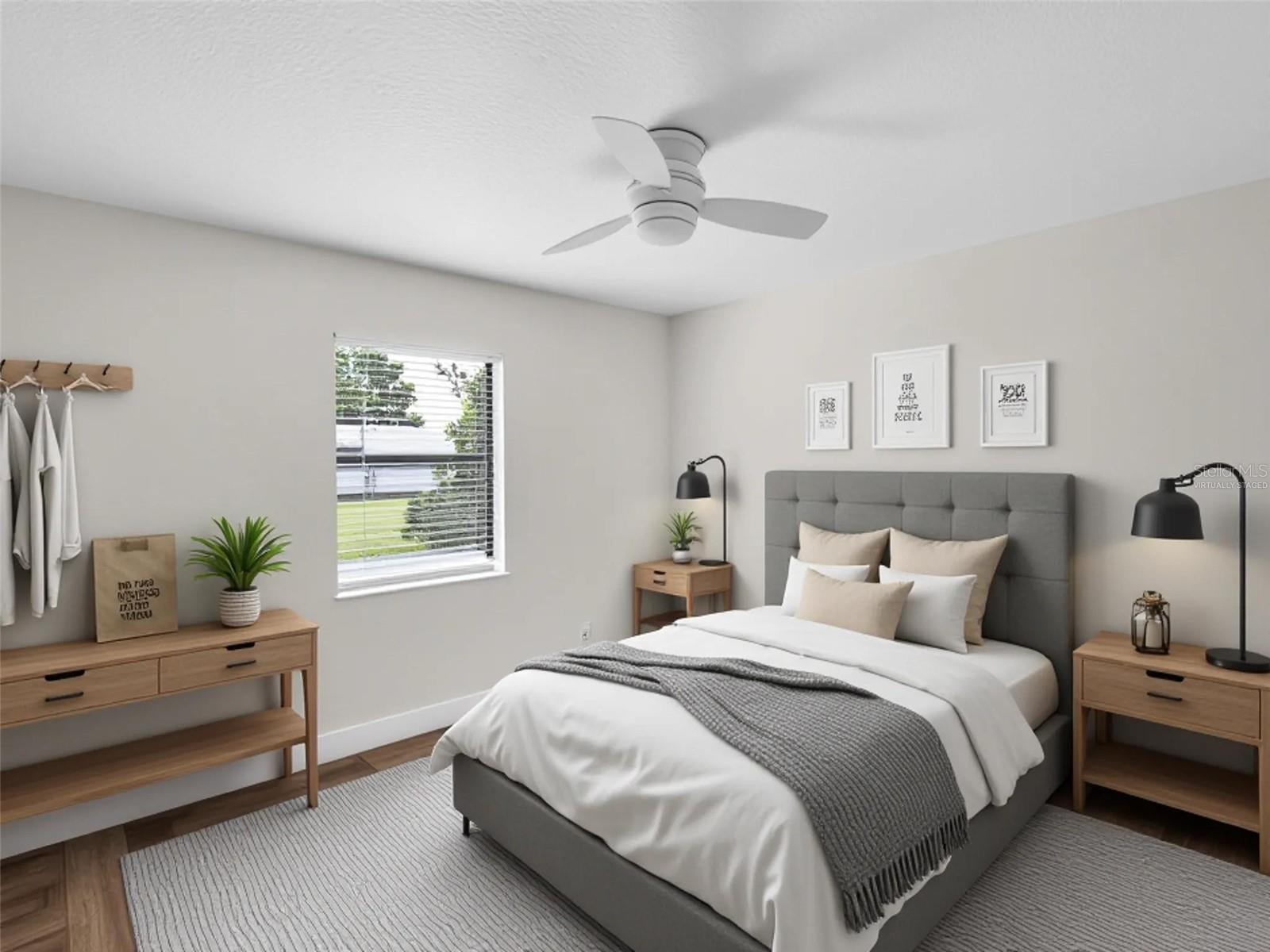 WHISPERING LAKES - Residential