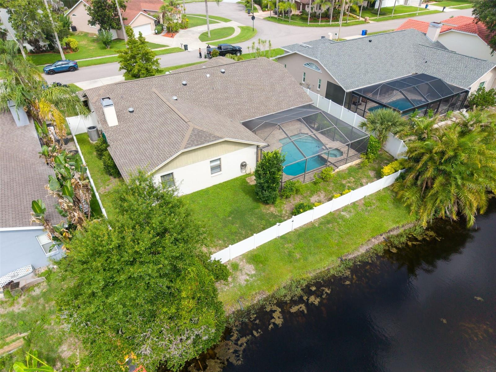 WHISPERING LAKES - Residential
