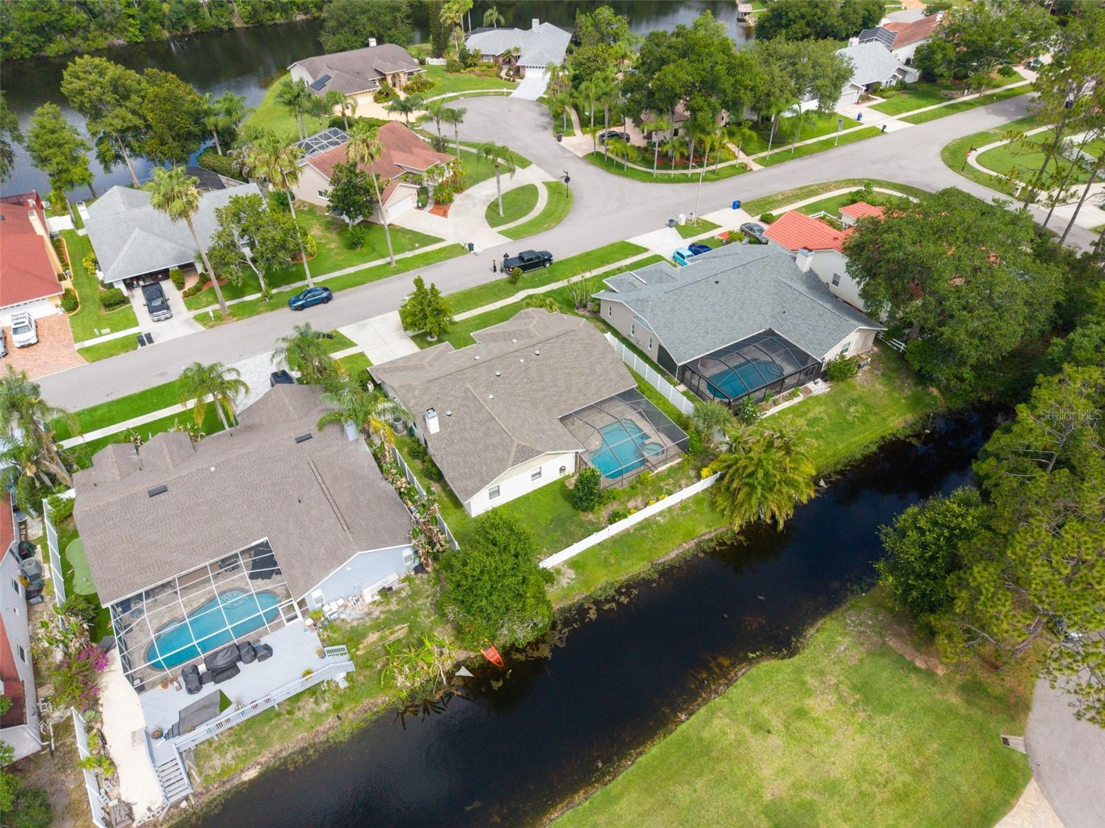 WHISPERING LAKES - Residential
