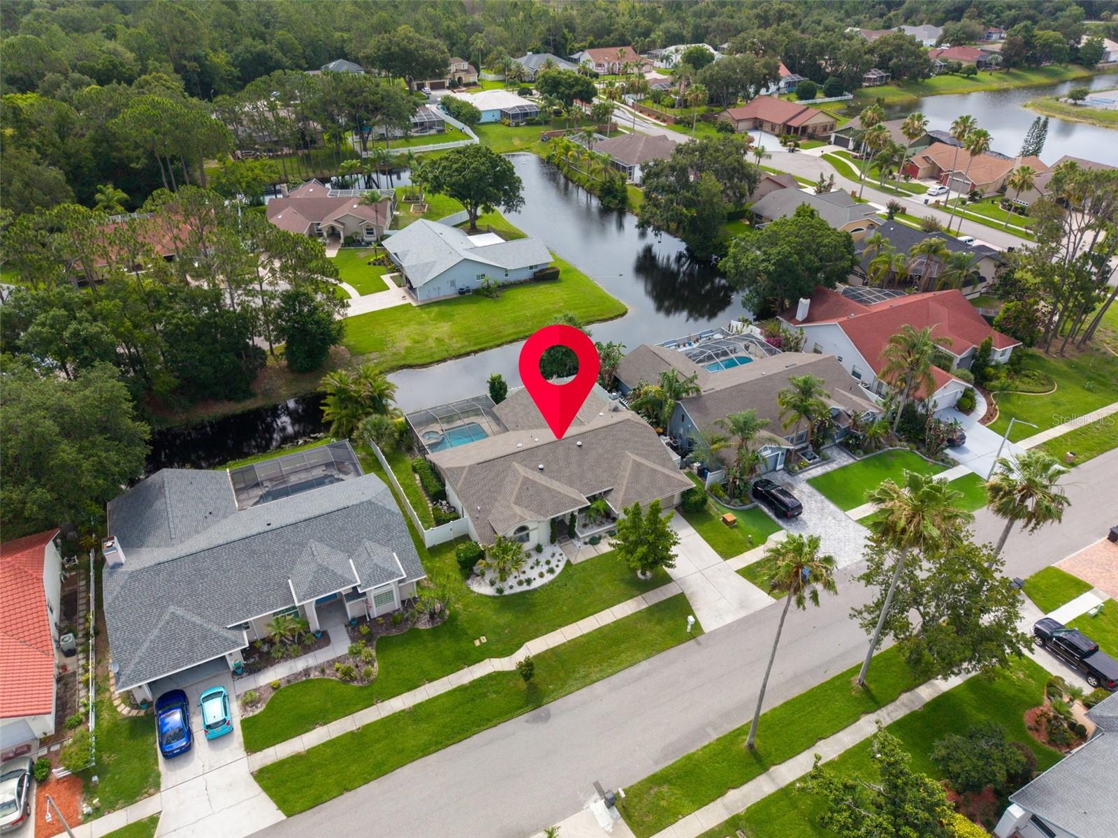 WHISPERING LAKES - Residential