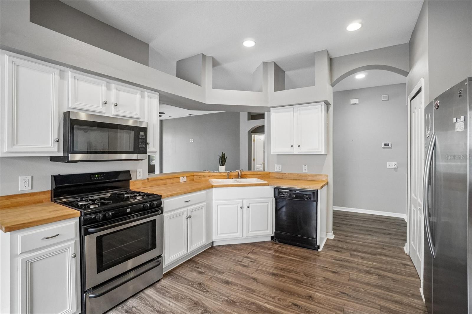 FISHHAWK RANCH PH 2 PRCL - Residential