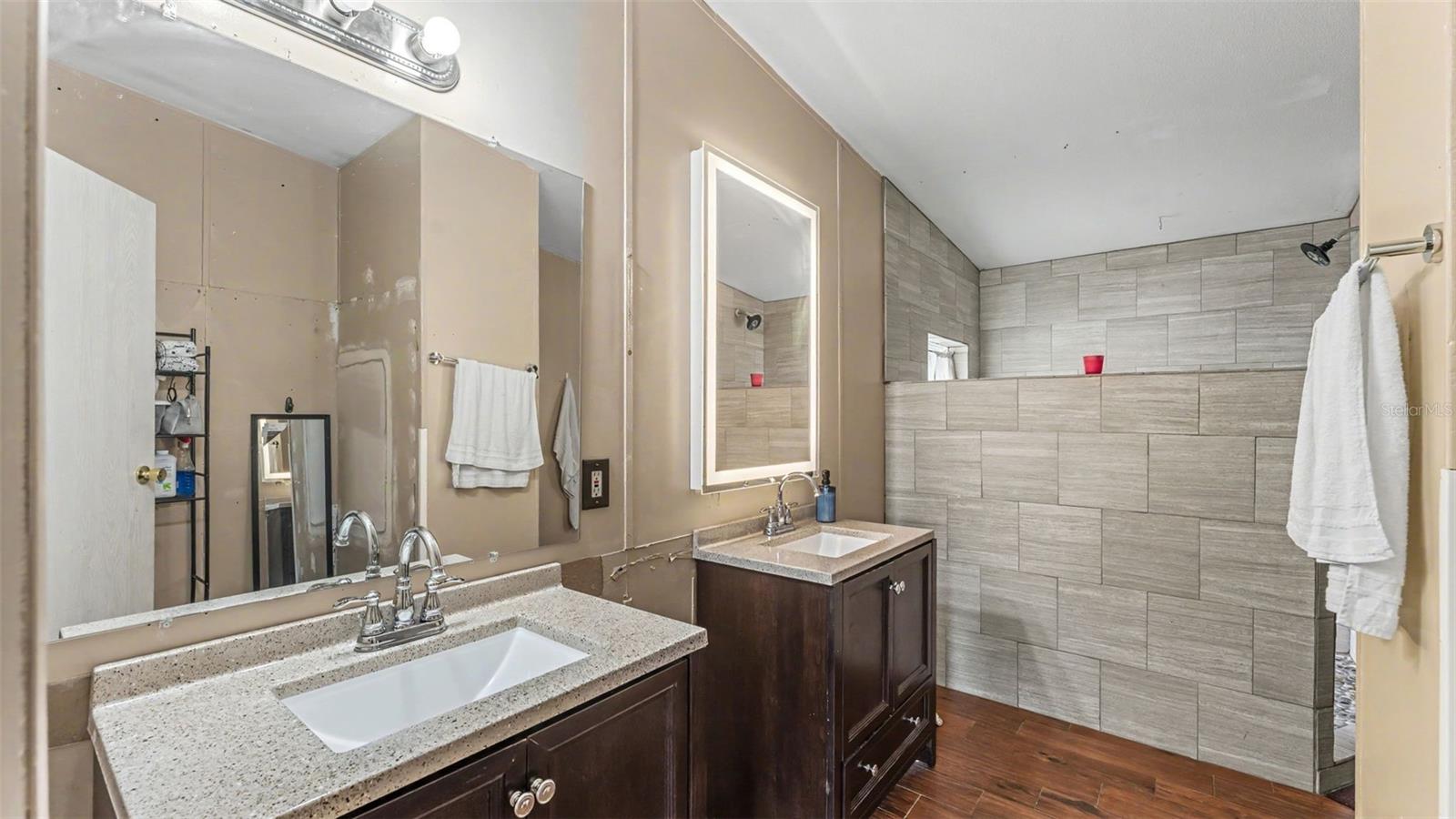 NORTHWOOD ACRES - Residential