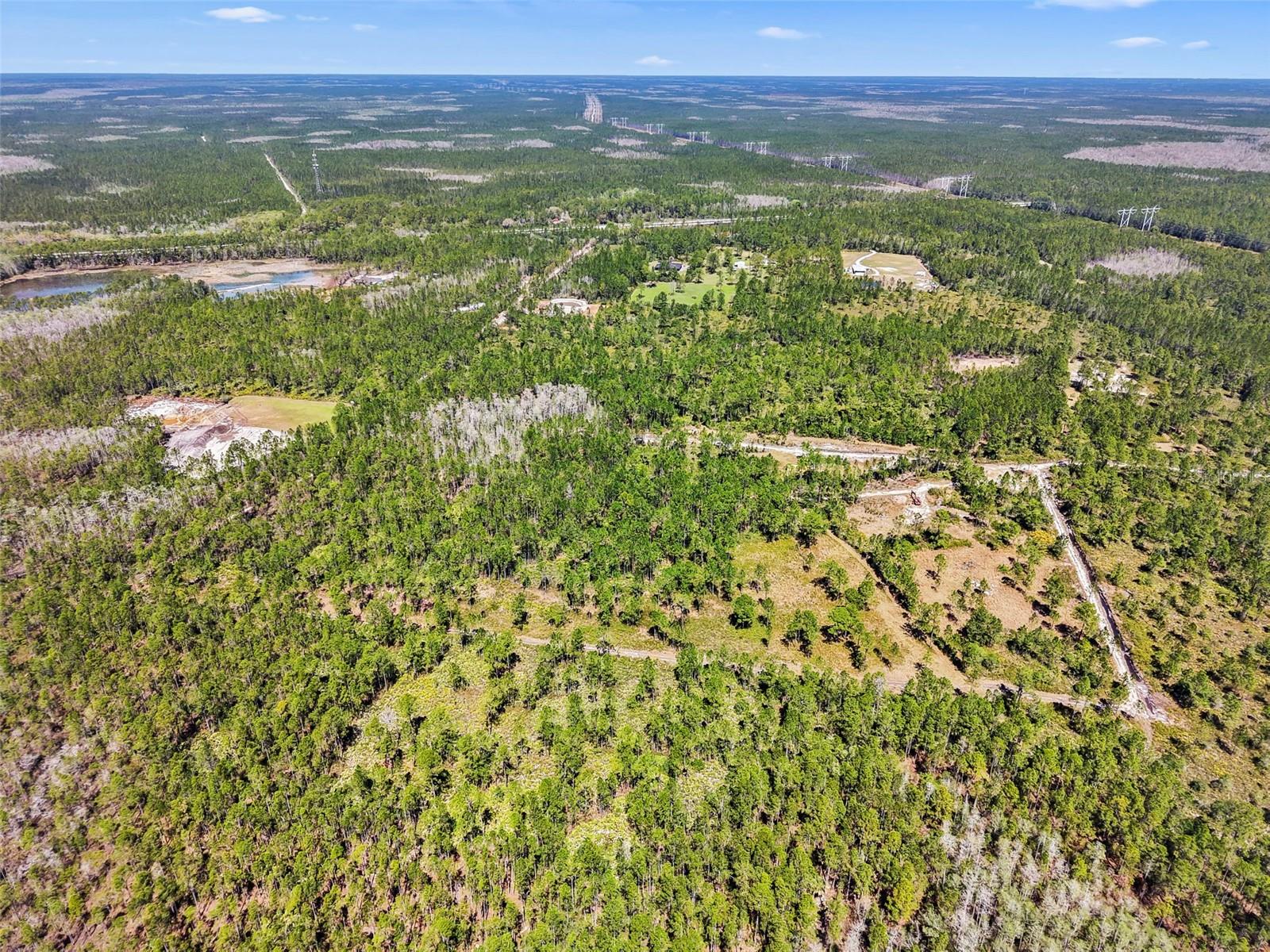 UNIVERSITY HIGHLANDS - Land
