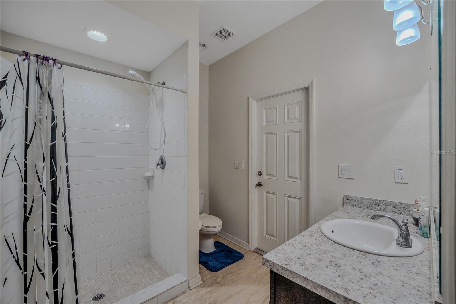 KINGSLAND COUNTRY ESTATE - Residential