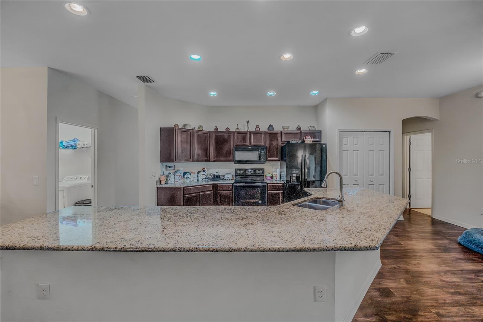 KINGSLAND COUNTRY ESTATE - Residential