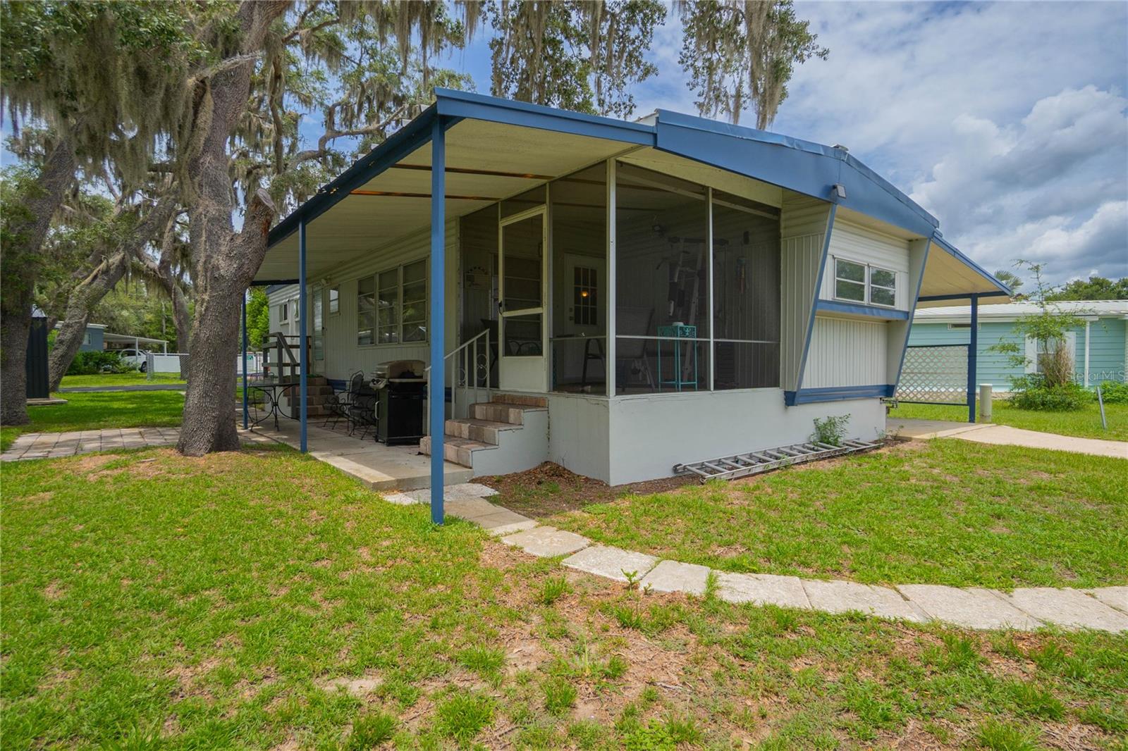 GRIFFWOOD CO-OP - Residential