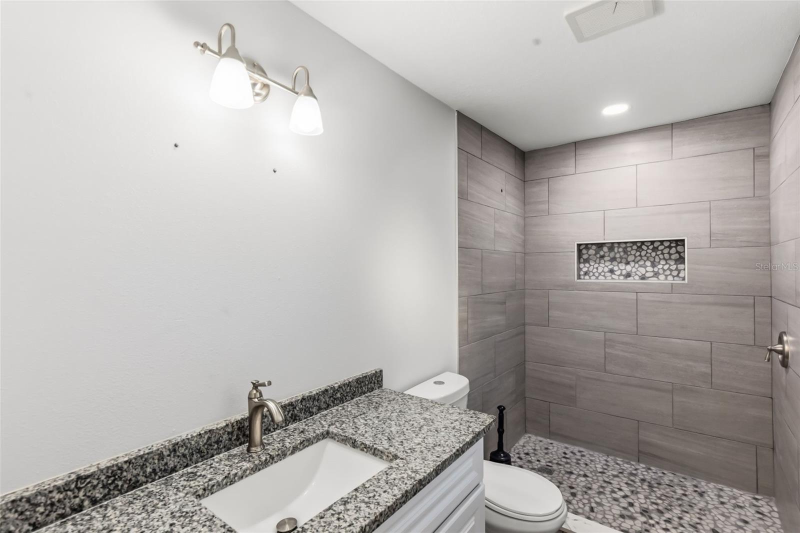 MORROW SQUARE - Residential