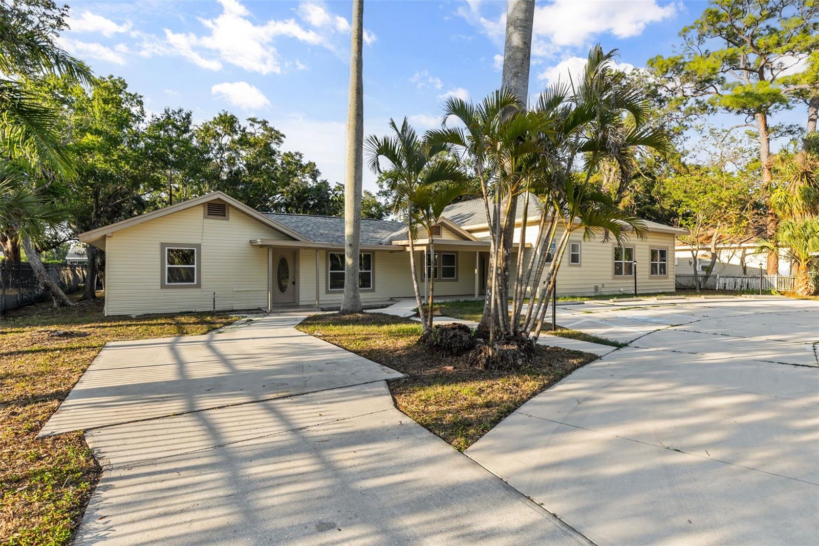 MORROW SQUARE - Residential