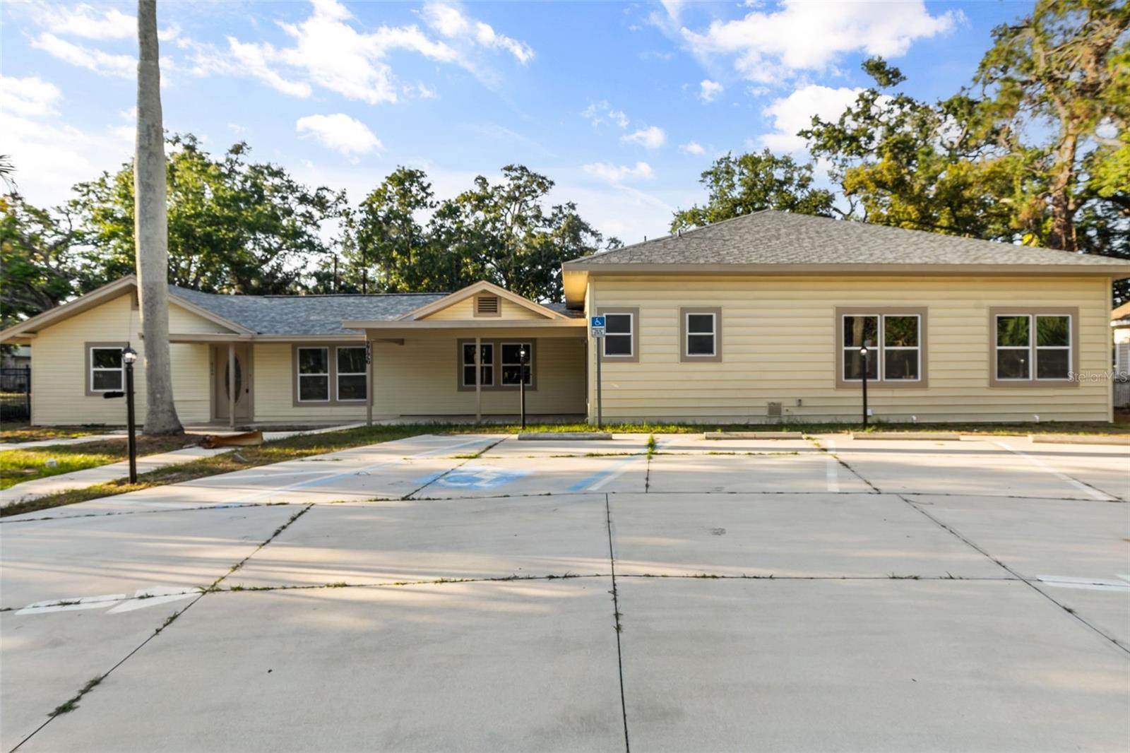 MORROW SQUARE - Residential