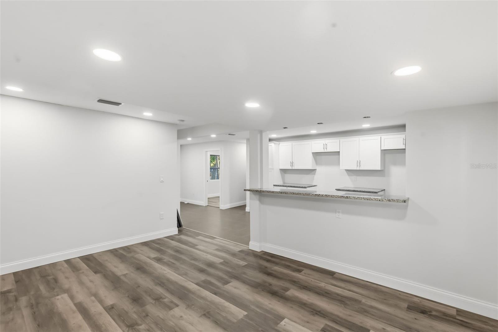 MORROW SQUARE - Residential