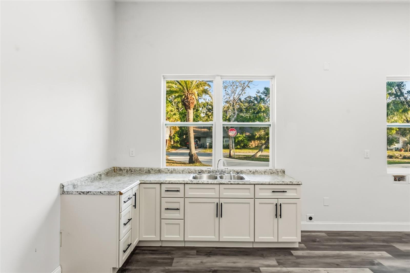 MORROW SQUARE - Residential