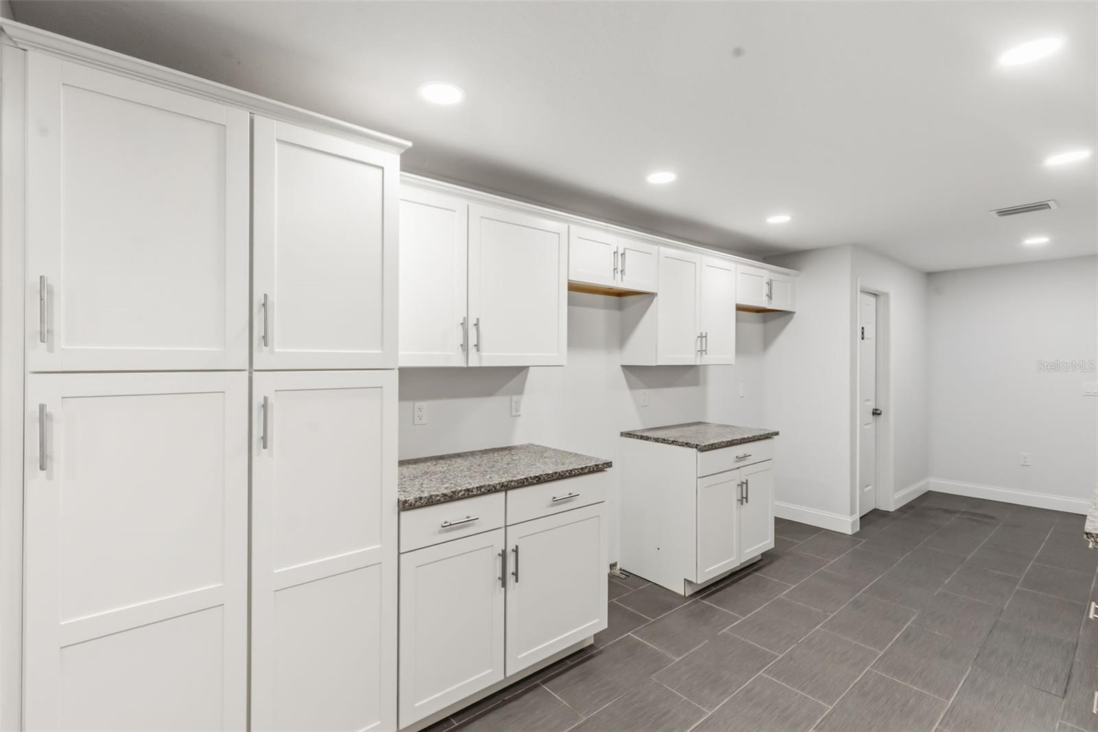 MORROW SQUARE - Residential