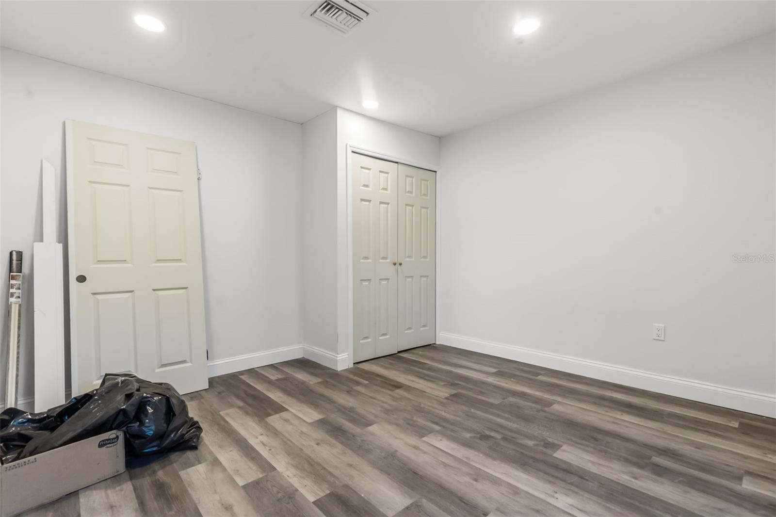 MORROW SQUARE - Residential