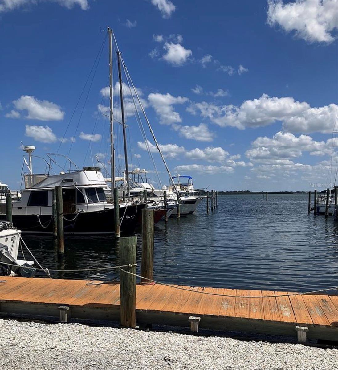 SUNNY SHORES TRAILER COMMUNITY - Residential