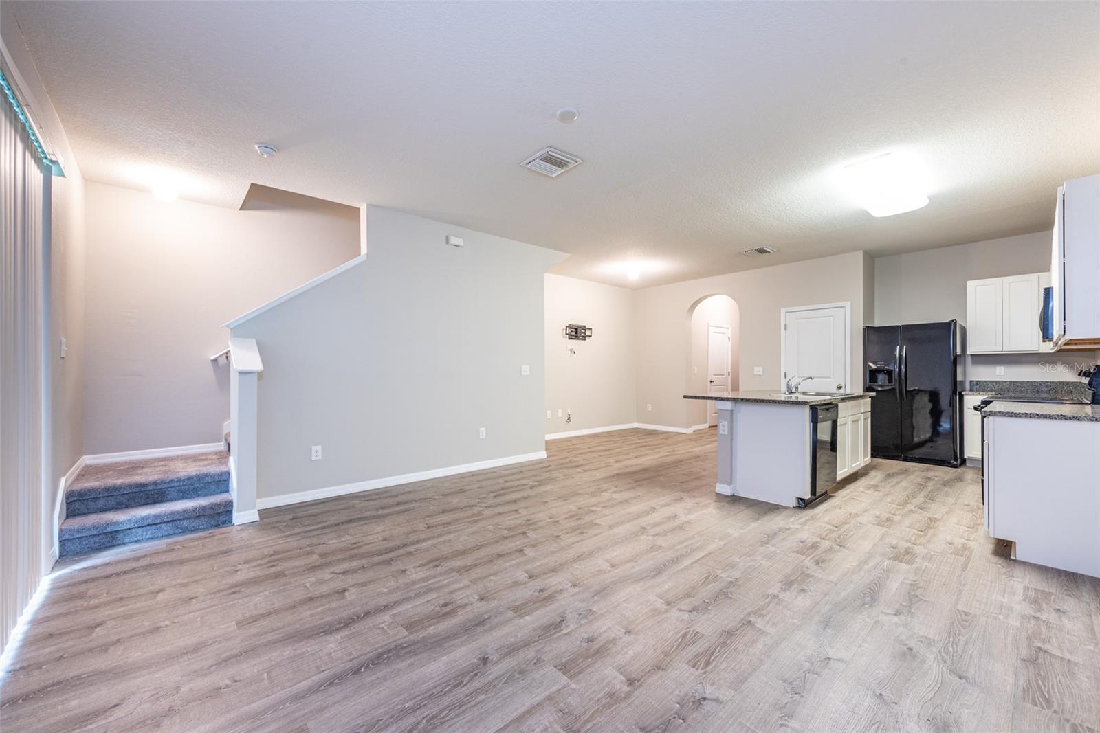 EAGLE PALM PH 4B - Residential Lease