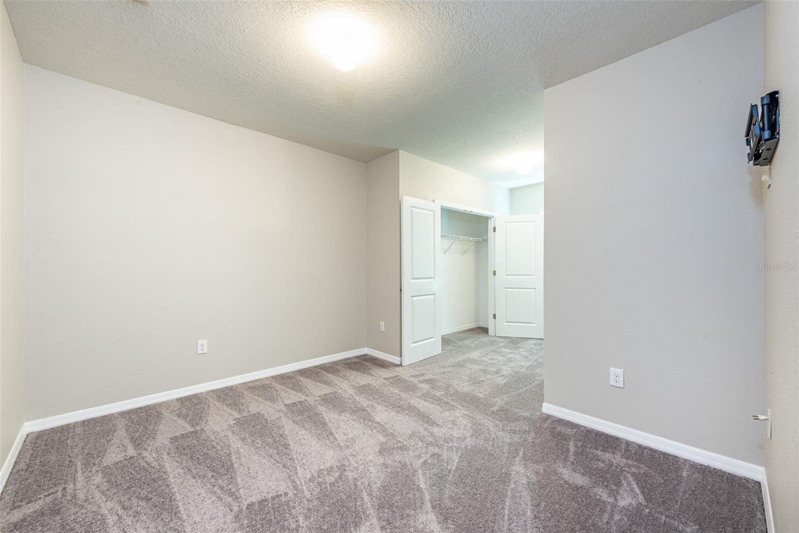 EAGLE PALM PH 4B - Residential Lease