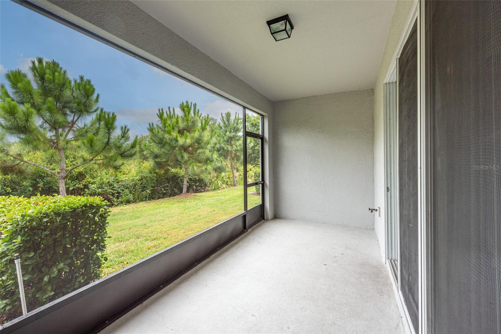 EAGLE PALM PH 4B - Residential Lease