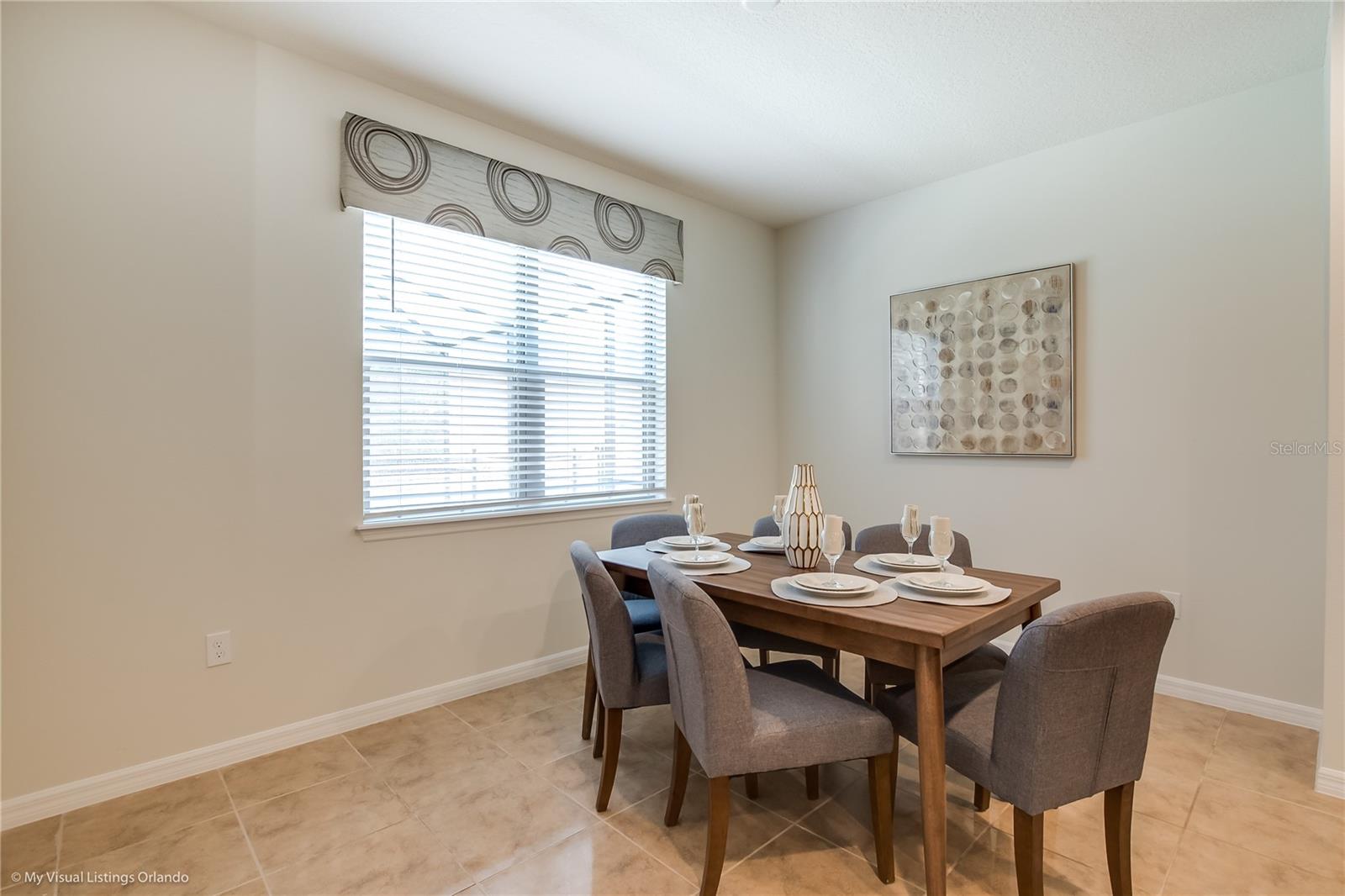 WINDSOR AT WESTSIDE - Residential