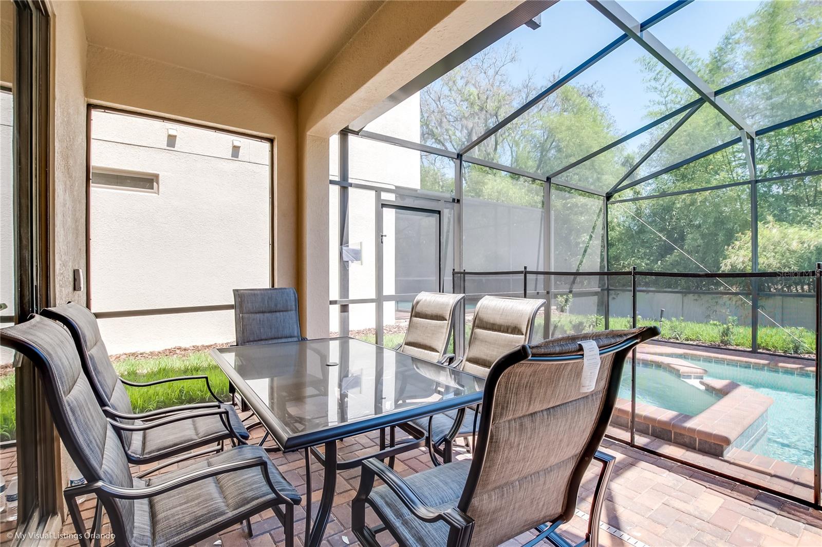 WINDSOR AT WESTSIDE - Residential