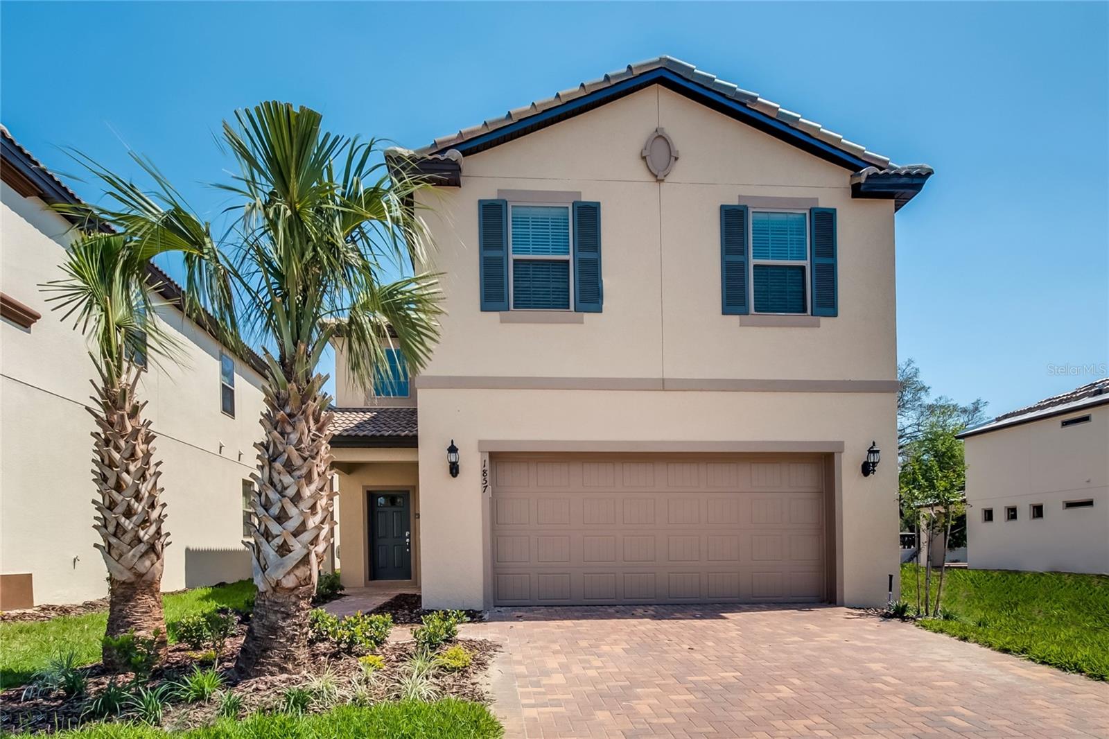 WINDSOR AT WESTSIDE - Residential