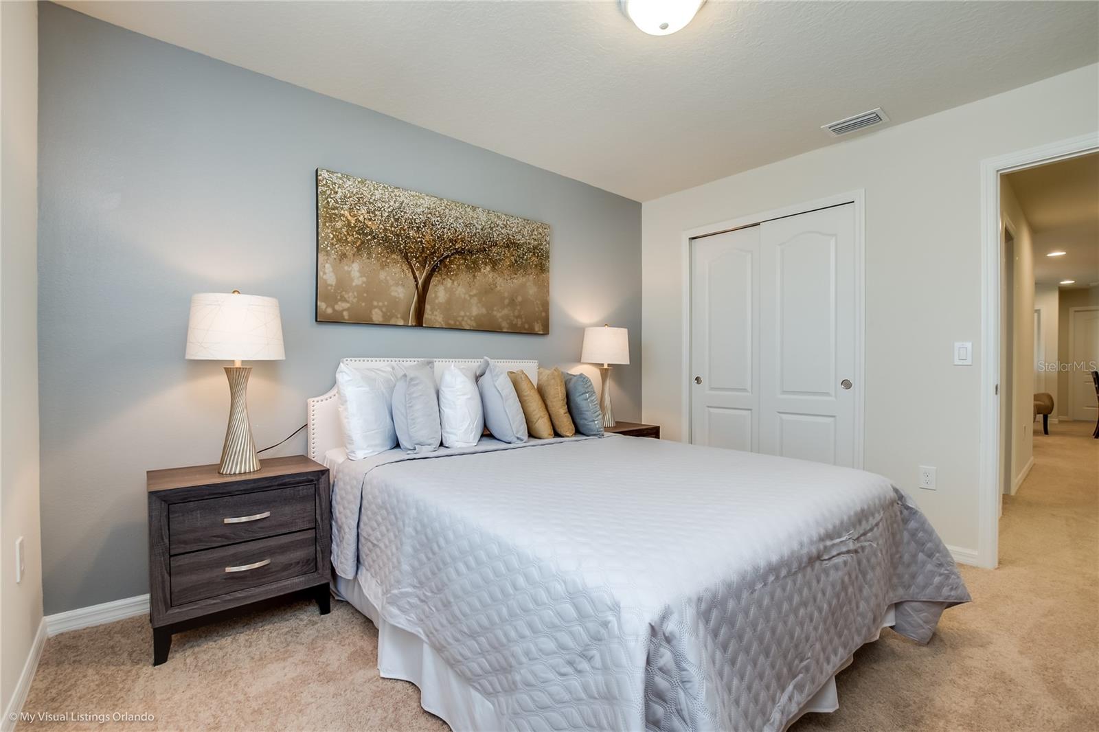 WINDSOR AT WESTSIDE - Residential