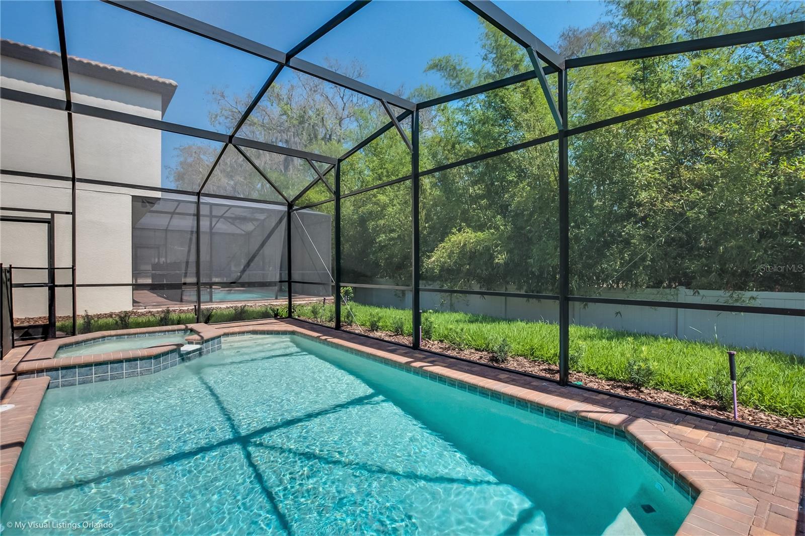 WINDSOR AT WESTSIDE - Residential