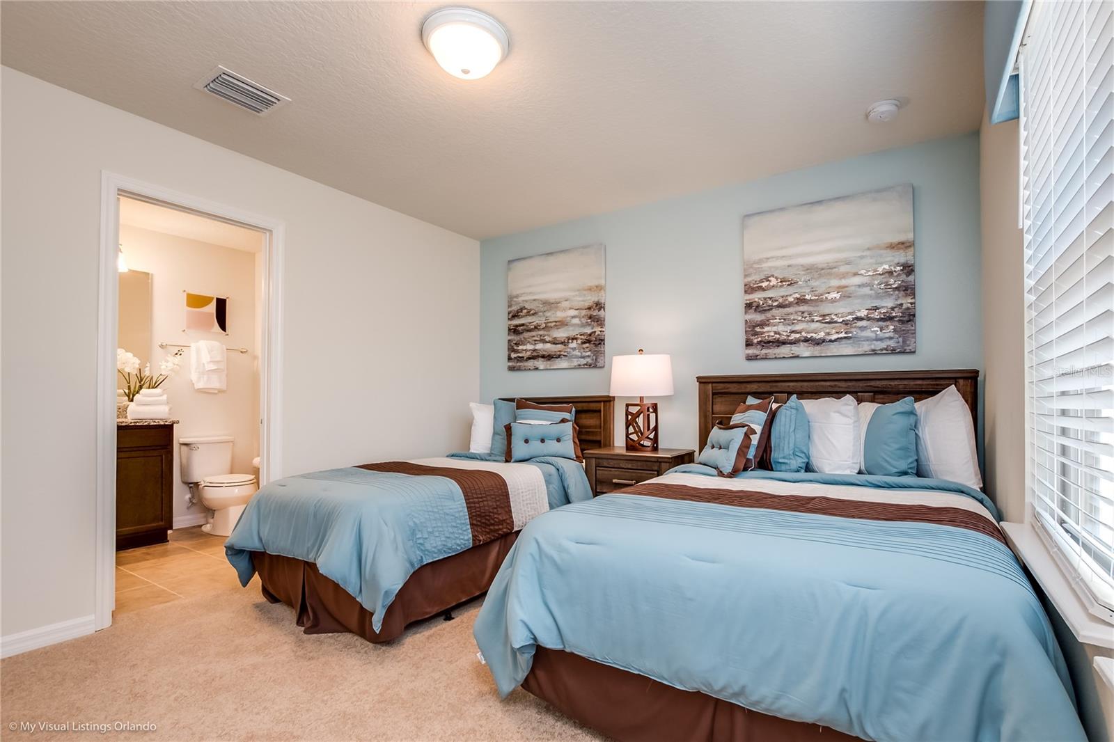 WINDSOR AT WESTSIDE - Residential