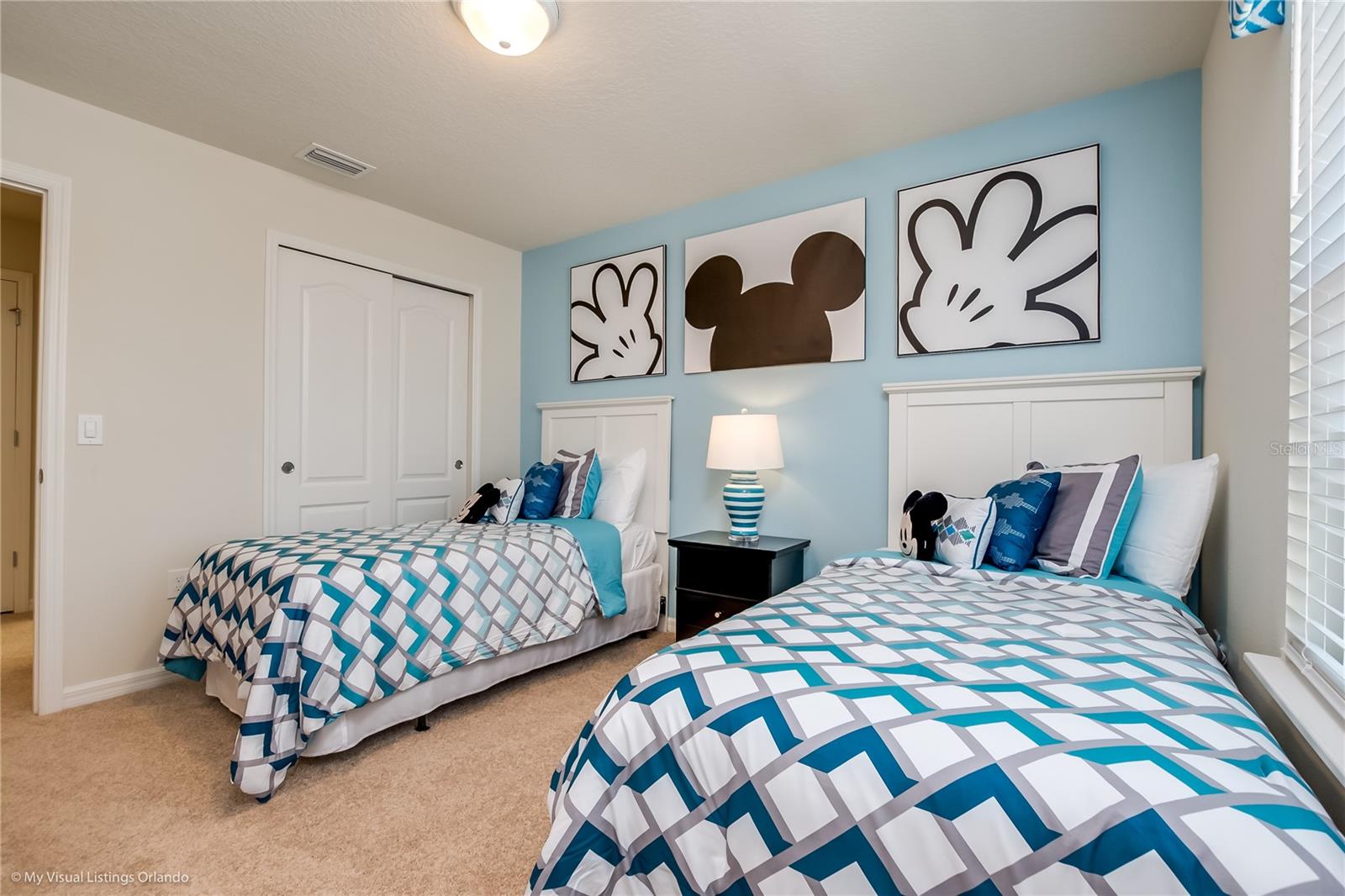WINDSOR AT WESTSIDE - Residential
