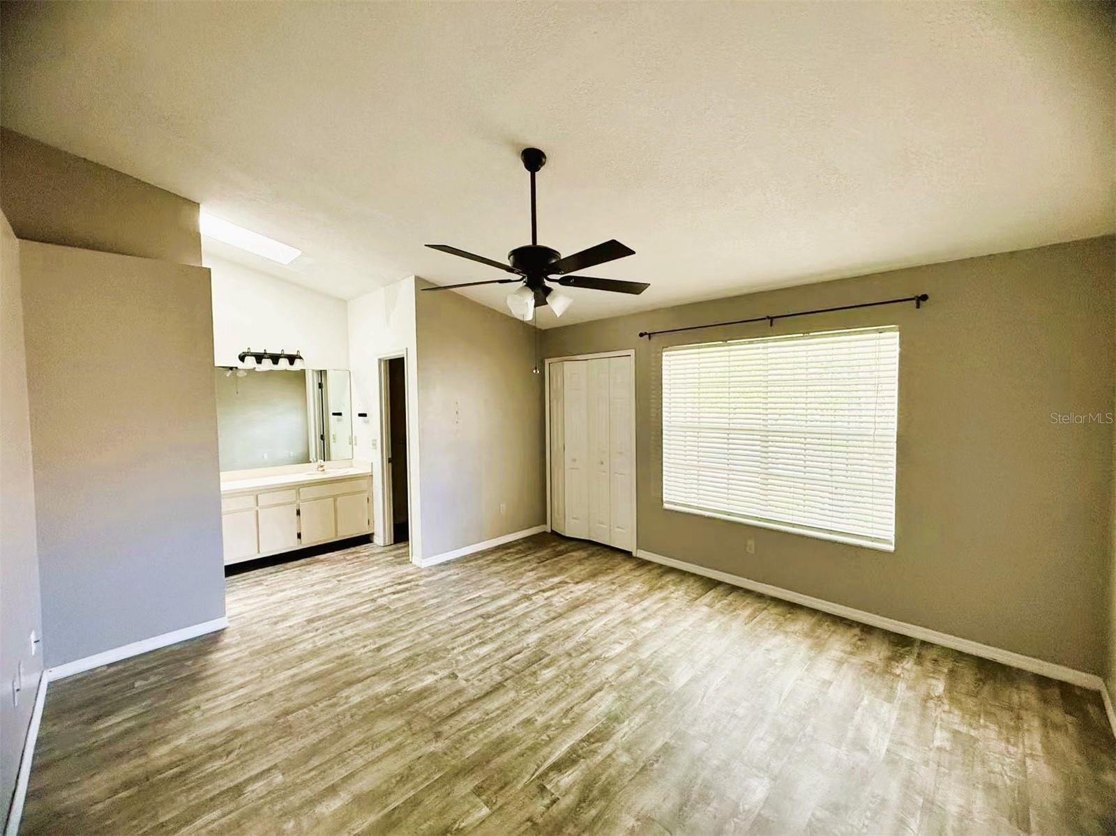 THATCHERS LANDING CONDO 03 - Residential Lease