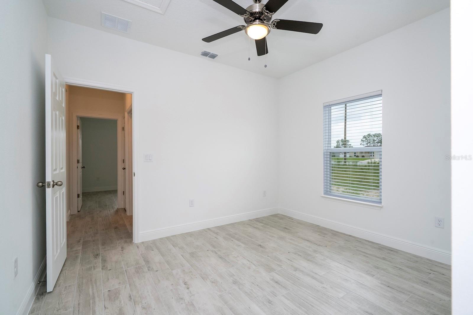 CITRUS SPGS UNIT 11 - Residential
