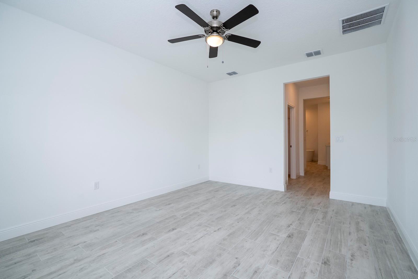 CITRUS SPGS UNIT 11 - Residential