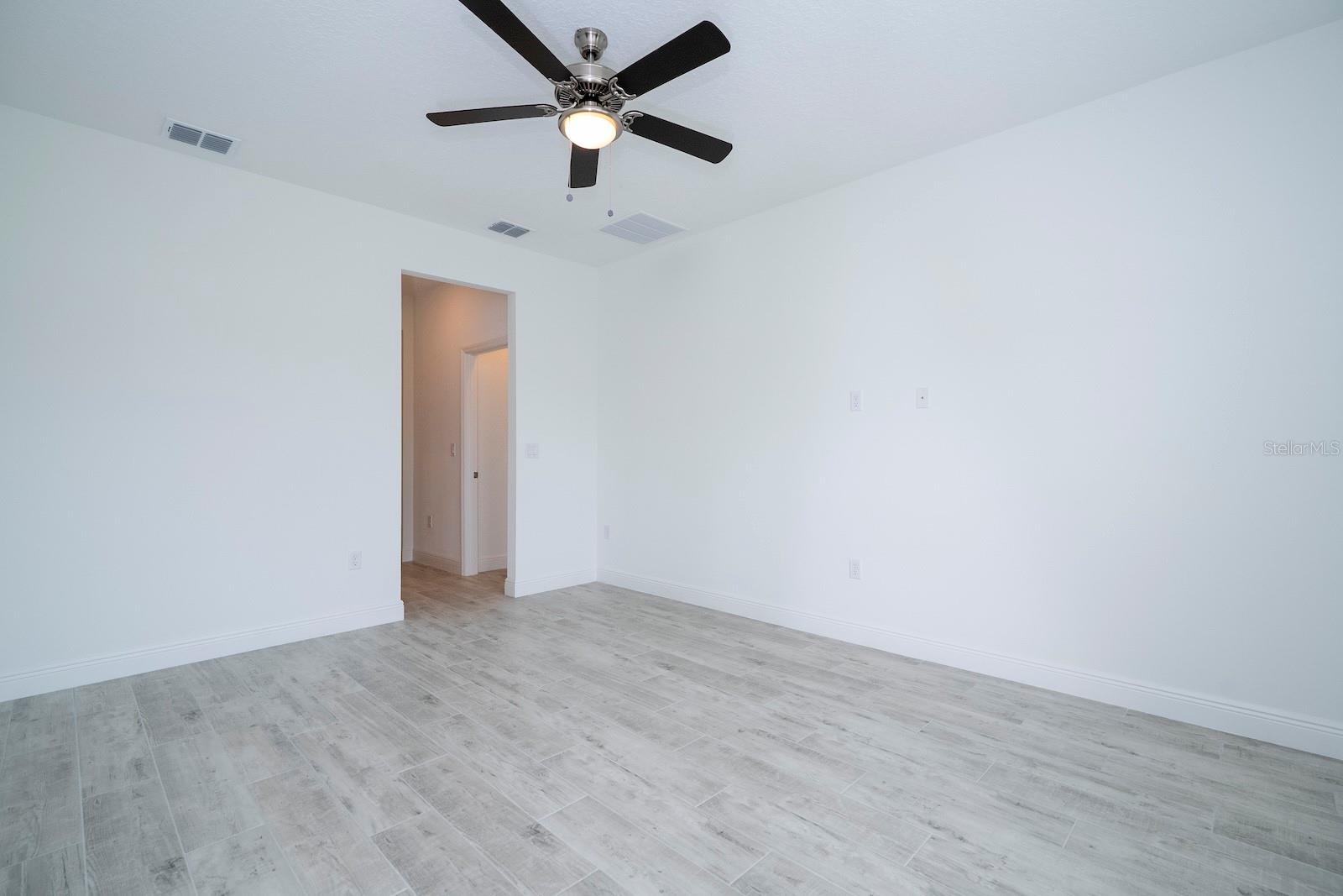 CITRUS SPGS UNIT 11 - Residential