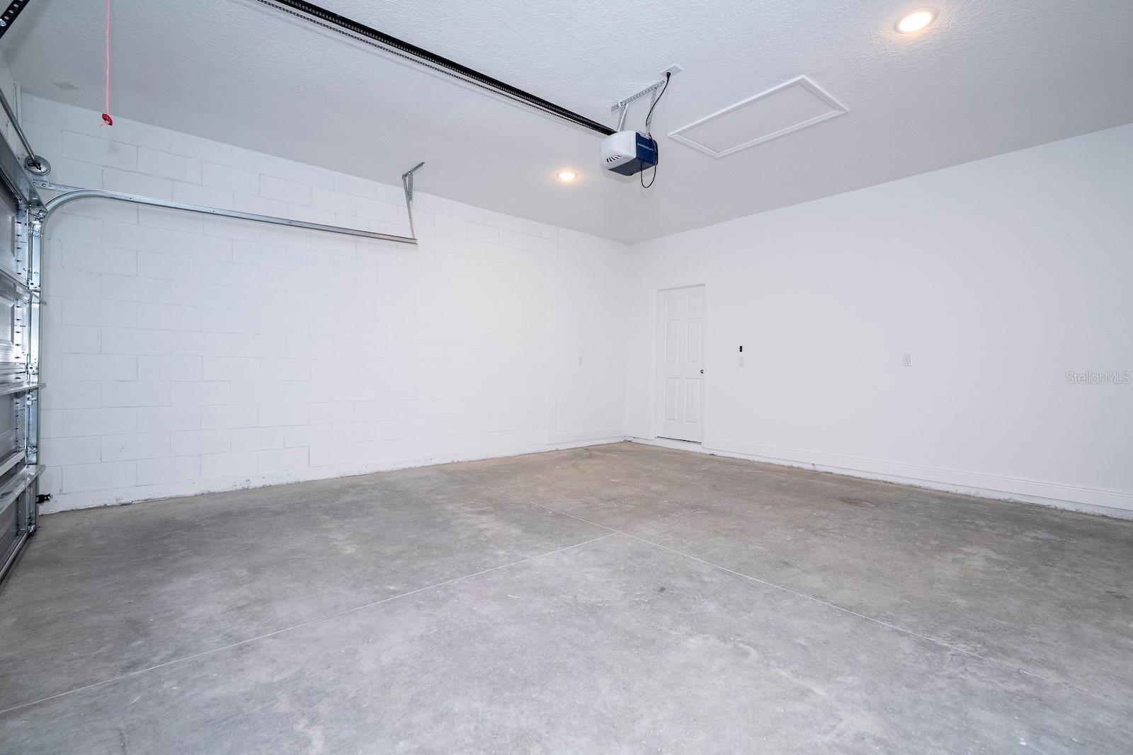 CITRUS SPGS UNIT 11 - Residential