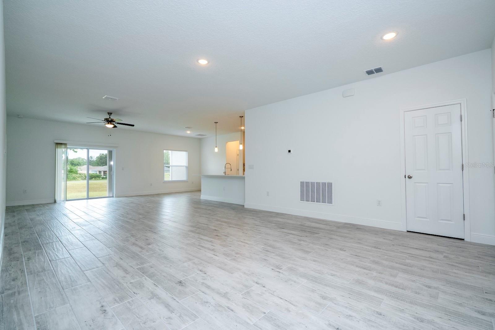 CITRUS SPGS UNIT 11 - Residential