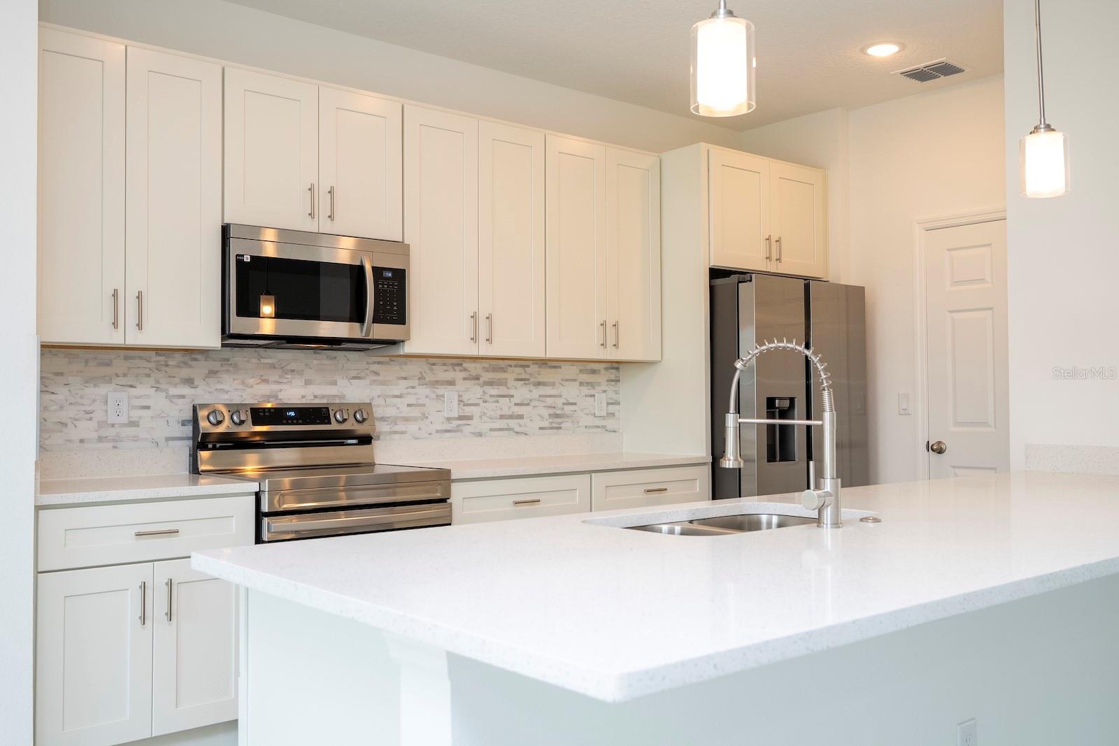 CITRUS SPGS UNIT 11 - Residential