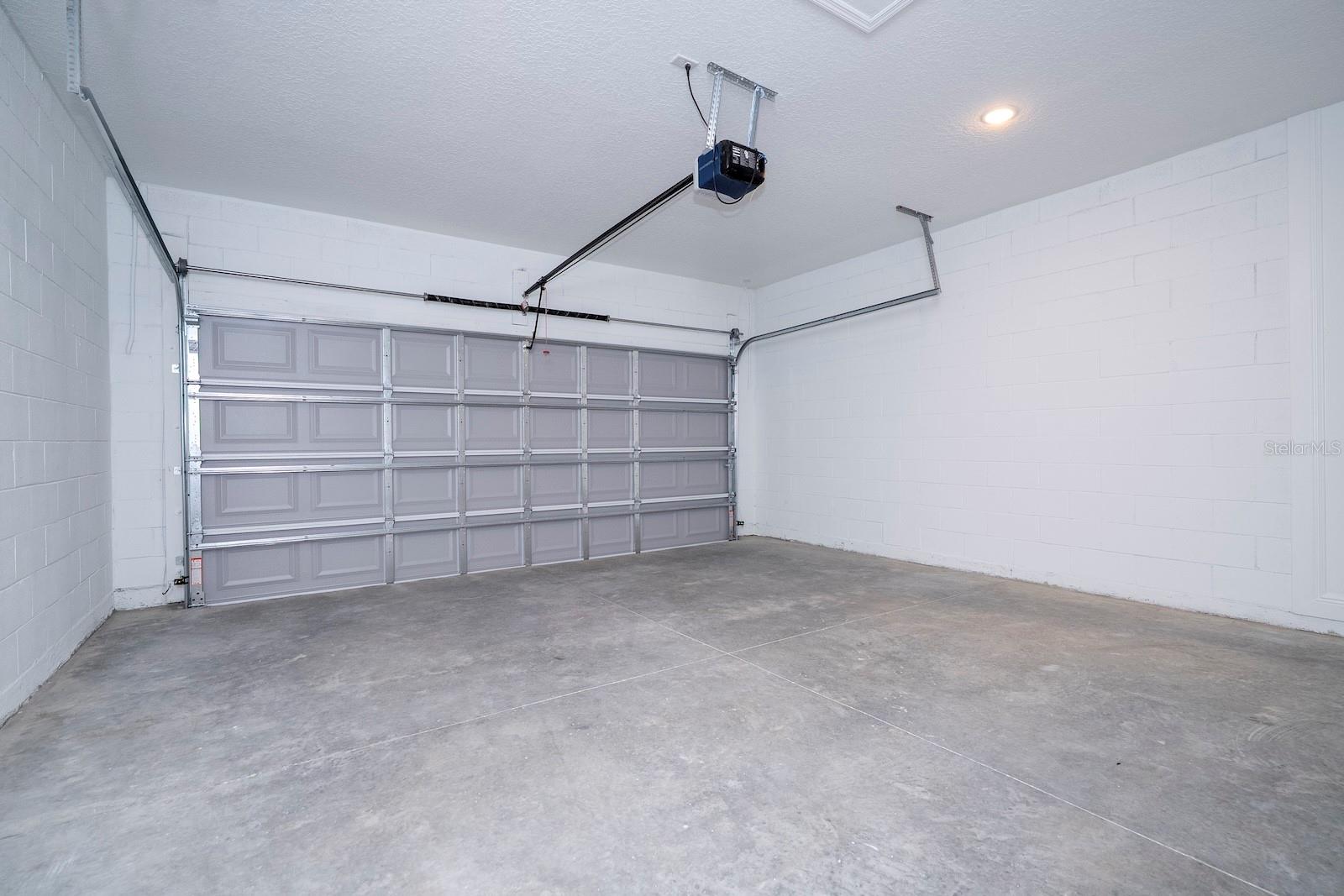 CITRUS SPGS UNIT 11 - Residential