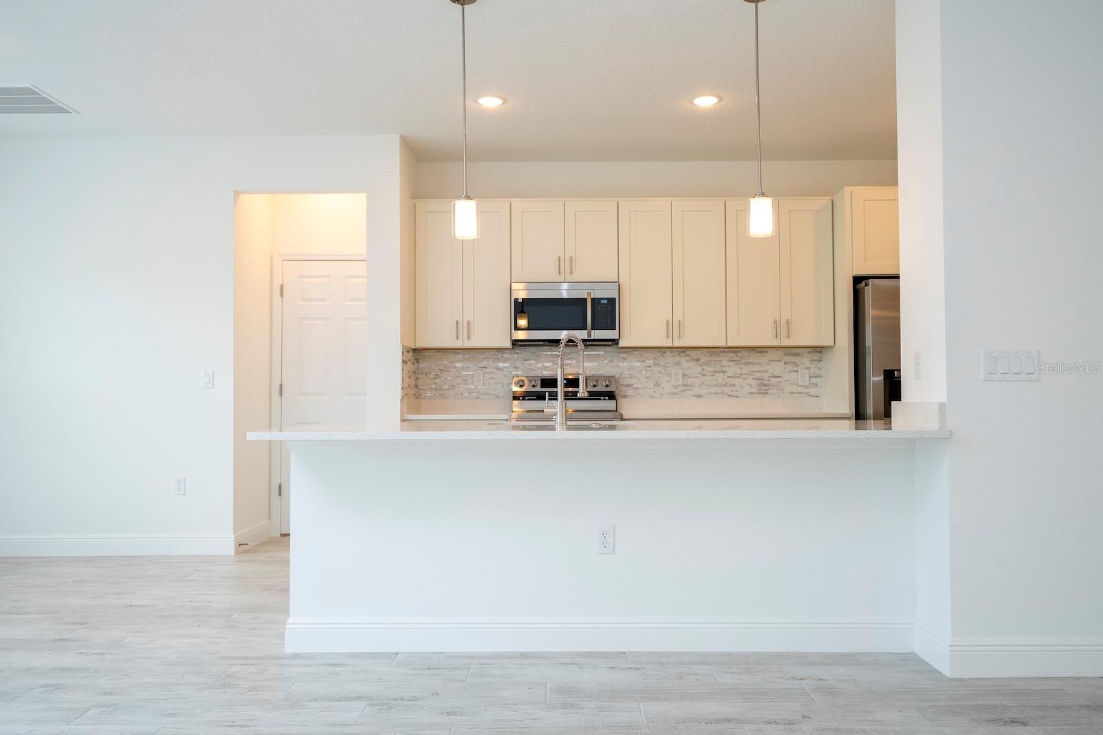 CITRUS SPGS UNIT 11 - Residential